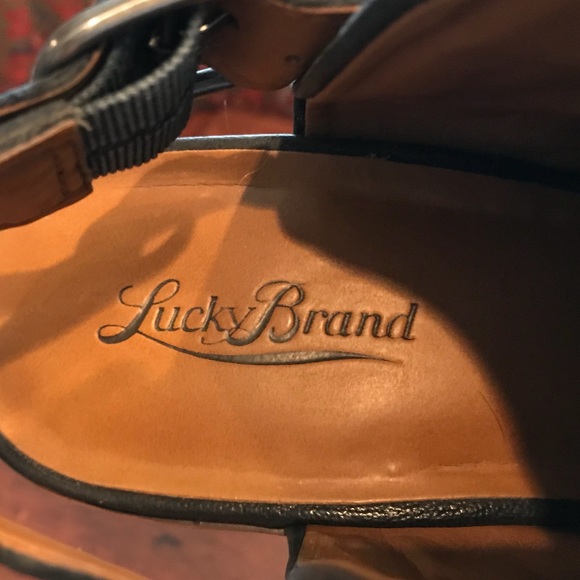 Lucky Brand navy blue ladies booties. - Picture 7 of 7